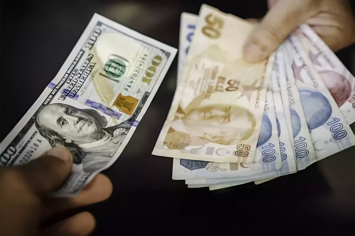 Dünyaca ünlü banka ING'nin dolar/TL için yeni öngörüsü belli oldu