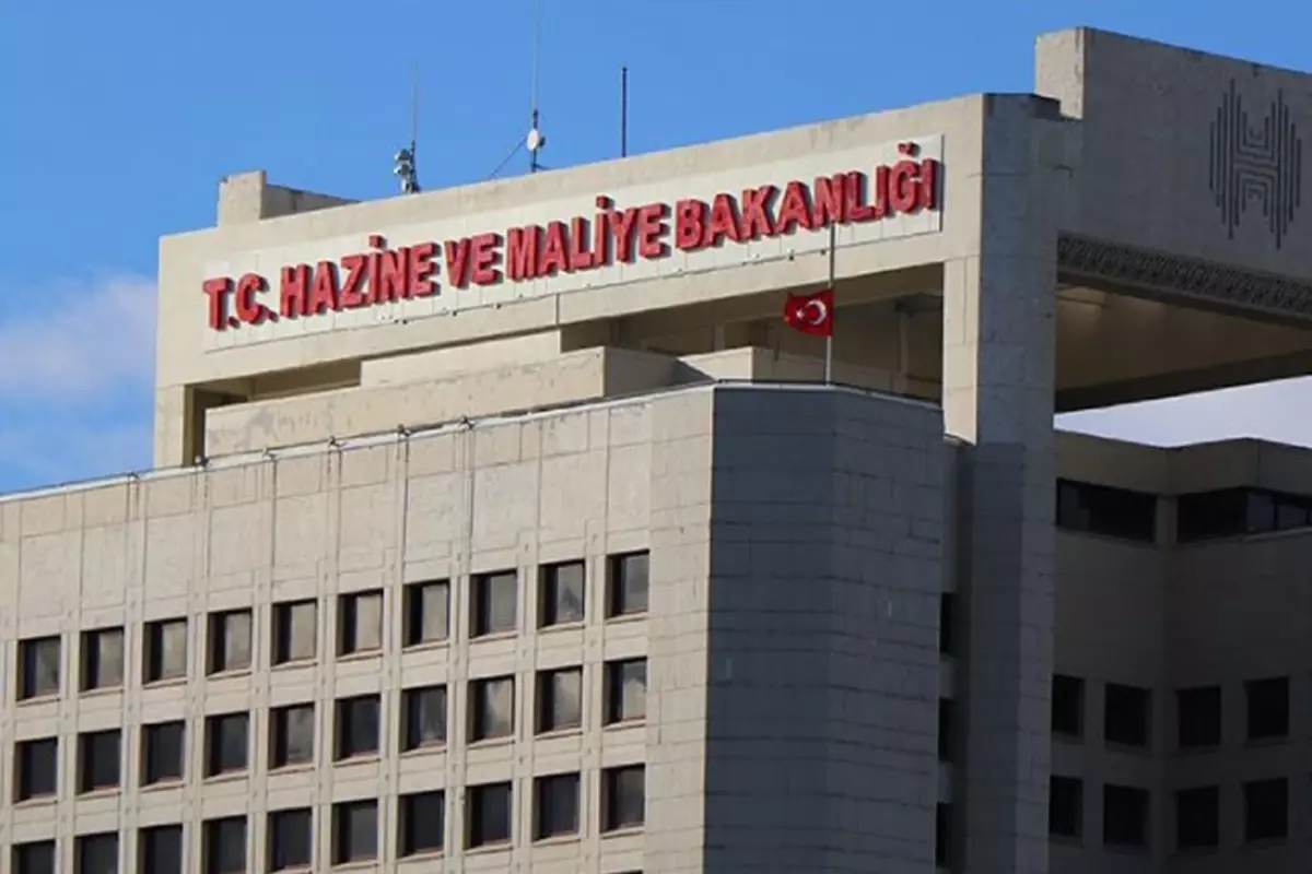 Hazine ve Maliye Bakanlığı'na çok sayıda atama