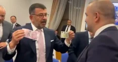 Merkez Bankası Başkanı Karahan'a Meclis'te dövizli protesto