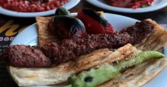Türkiye'nin en iyi kebabı hangi ilimizde! Tartışma yeniden alevlendi