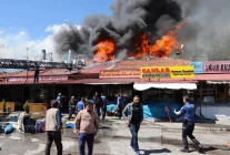 Yöresel ürünler satan lokantada başlayan yangın 20 iş yerine sıçradı