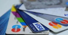 Kredi kartı kullananlar dikkat! Yarından itibaren faiz oranları düşüyor