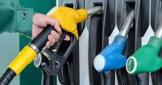 Araç sahiplerine müjde: Motorin bu gece ucuzluyor!