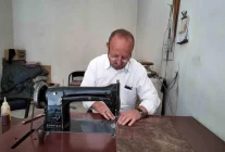 Erciş'in Usta Terzisi Sevdin Karadağ, 55 Yıldır Mesleğine Aşkla Devam Ediyor