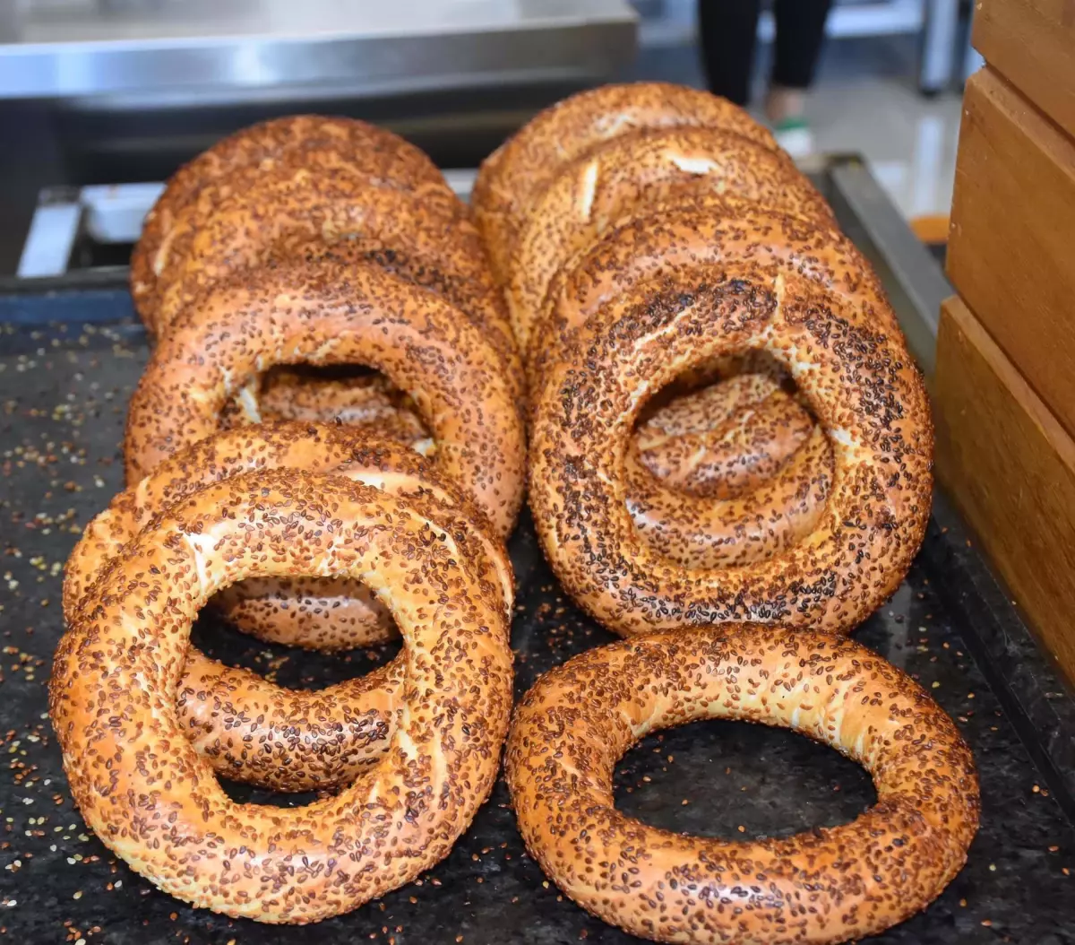 İzmir'de Simit Fiyatı 20 TL'ye Yükseldi