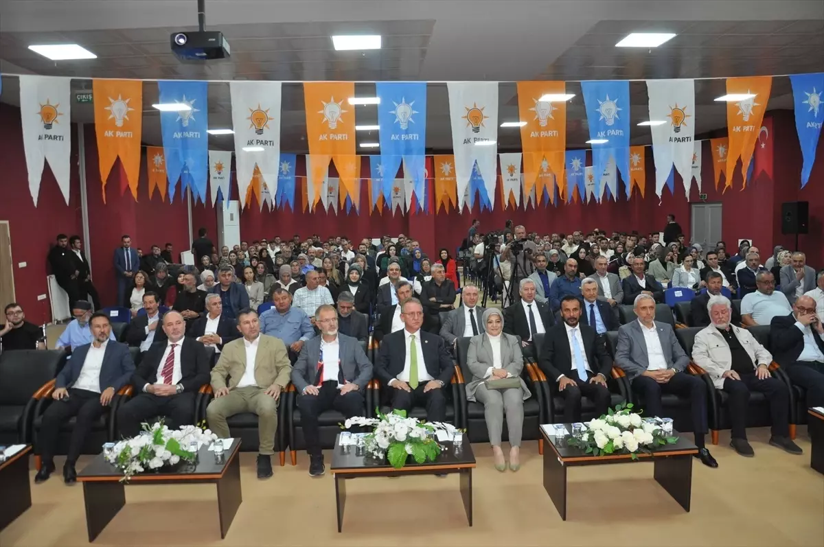 Kütahya'da Yeşil Dönüşüm ve İklim Farkındalığı Programı Düzenlendi