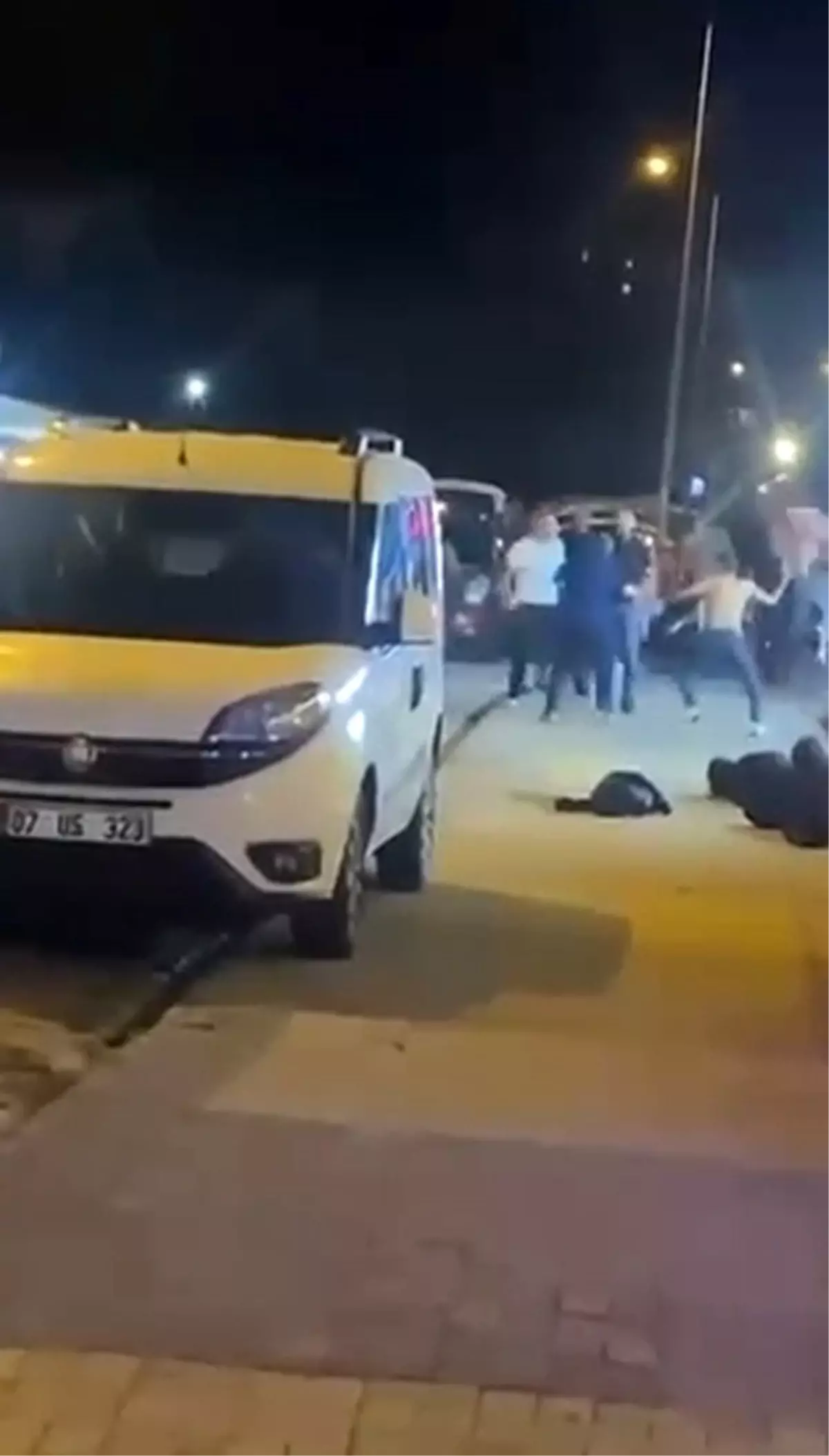 Alanya'da Esnaf Kavgası: İki İşletme Süresiz Mühürlendi