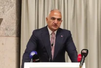 Bakan Ersoy: 2025'te Türkiye'nin Turizm Geliri Hedefi 64 Milyar Dolar