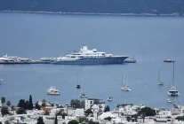 Bodrum'da Dünyanın En Büyük Yatlarından Radiant'a Yakıt İkmal Edildi