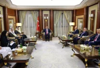 Cevdet Yılmaz, Suudi Arabistan'da Yatırım Bakanı ile Bir Araya Geldi