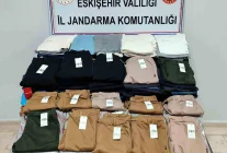 Eskişehir'de 650 Bin TL Değerinde Sahte Giysi Ele Geçirildi