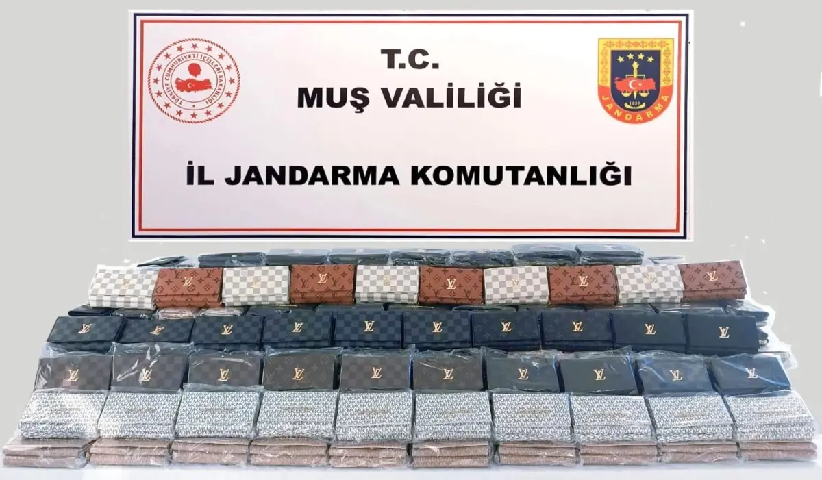 Muş'ta 1.2 Milyon Lira Değerinde 488 Adet Sahte Cüzdan Ele Geçirildi