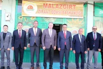 TMO Genel Müdürü Ahmet Güldal, Malazgirt'te İncelemelerde Bulundu