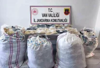 Van'da Jandarma Kaçakçılık Operasyonu: 1 Milyon TL'lik Eşya Ele Geçirildi