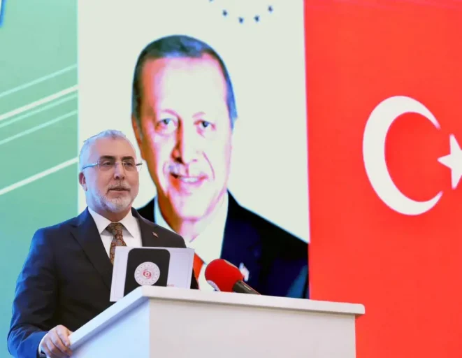 Bakan Işıkhan: Kamu Çalışanlarının Refahı Türkiye'nin Refahıdır