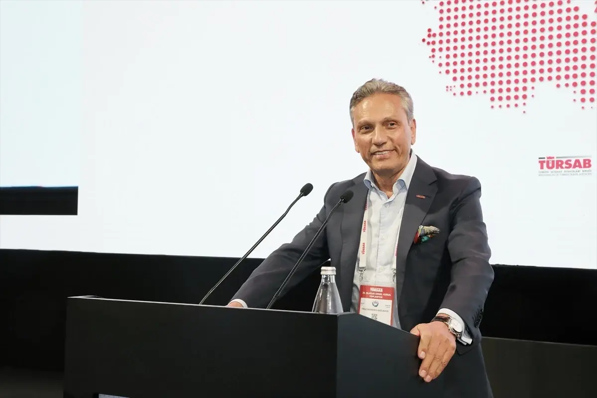 Firuz Bağlıkaya, TÜRSAB Yönetim Kurulu Başkanlığına Yeniden Seçildi