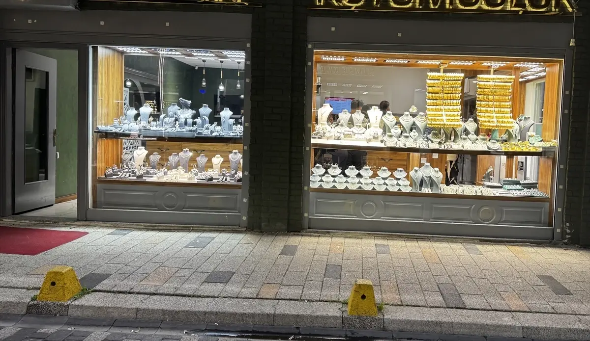 Ordu'da Kuyumcudan 2 Milyon Liralık Altın Çalındı