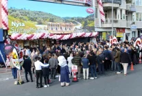 Tuğba Kuruyemiş'in 127. Mağaza Açılışı Büyük İlgi Gördü