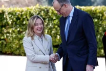 Almanya Başbakanı Merz: "Avrupa, Arktik'in savunması için daha fazlasını yapmalı ve yapacak"