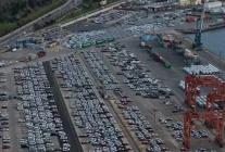 Haydarpaşa Limanı'ndaki sıfır ithal otomobil yoğunluğu havadan görüntülendi