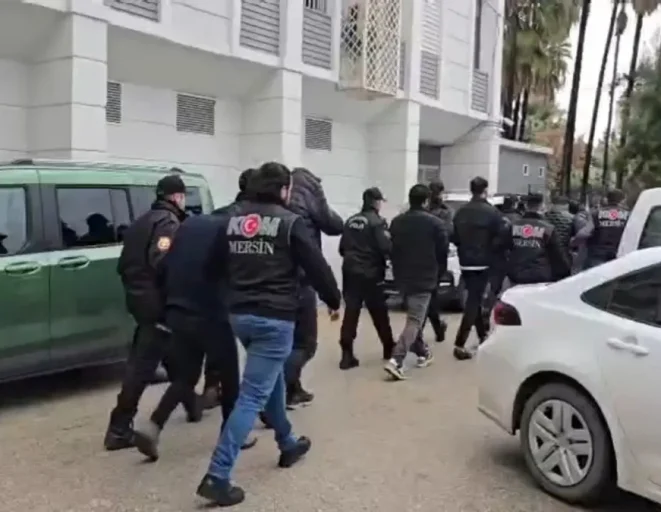 Mersin merkezli 2 ilde tefecilik operasyonu: 4 tutuklama