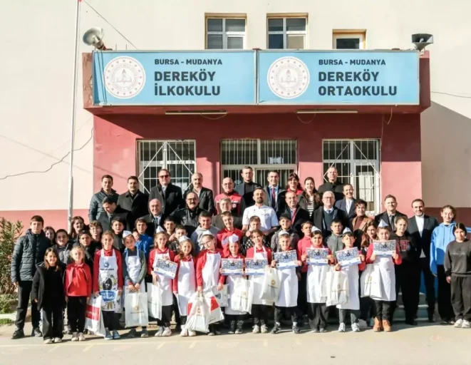 Minik Şeflerle Zeytinli Tarifler'in ilk durağı Dereköy İlköğretim Okulu oldu