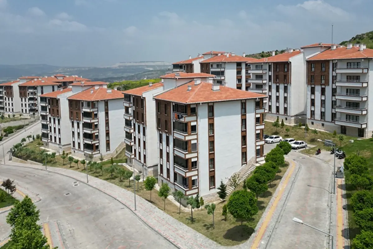 Yüzyılın Konut Projesi'nde kura heyecanı 14 il ile devam edecek