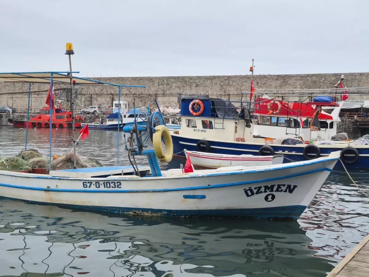 Zonguldak'ta poyraz nedeniyle bazı balıkçılar denize açılamadı