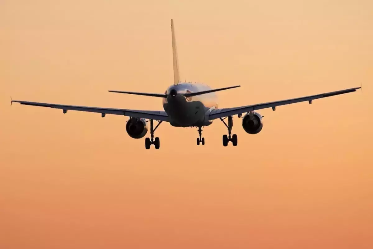 Türkiye'nin dev havayolu şirketi için verilen iflas kararı kaldırıldı