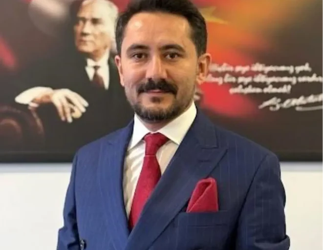 Erzurum Serbest Muhasebeci Mali Müşavirler Odası Başkanı Aykut Özbek: "Ülkemizin geleceğine imzamızı atıyoruz"