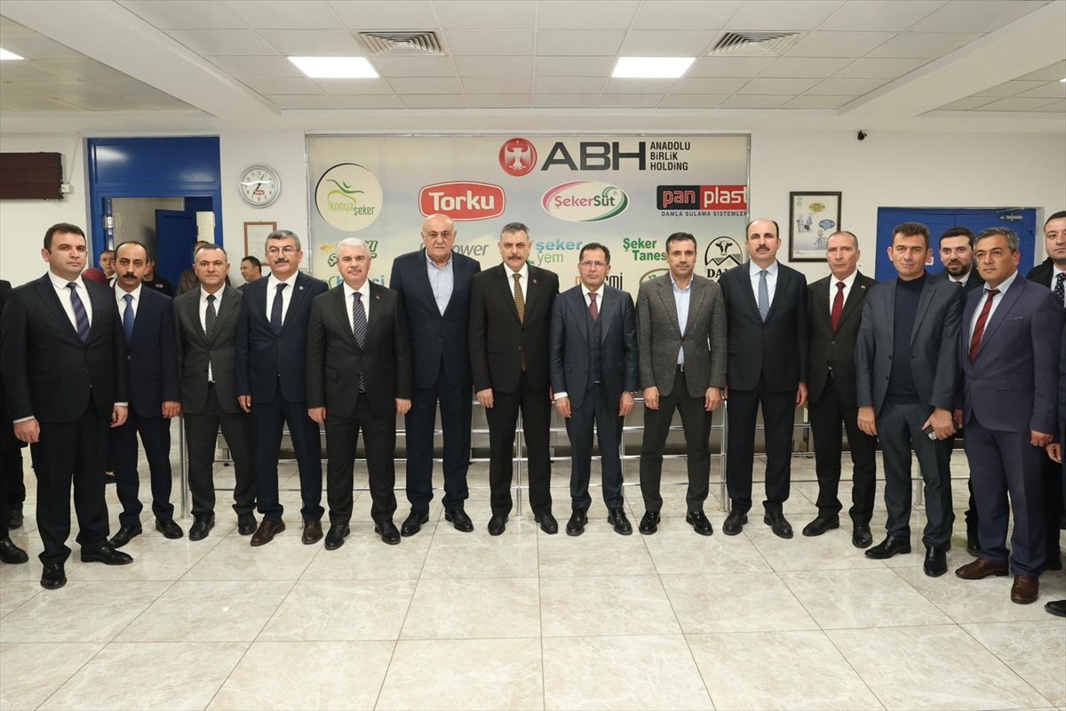 İçişleri Bakanı Çiftçi, Konya'da şeker fabrikasını ziyaret etti