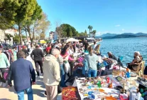 Köyceğiz'de yılın ilk ikinci el pazarı kuruldu