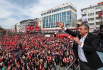 Özgür Özel: Omuz omuza iktidara yürüyoruz