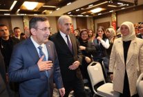 Cumhurbaşkanı Yardımcısı Yılmaz, Diyarbakır'da iş dünyası buluşmasında konuştu Açıklaması