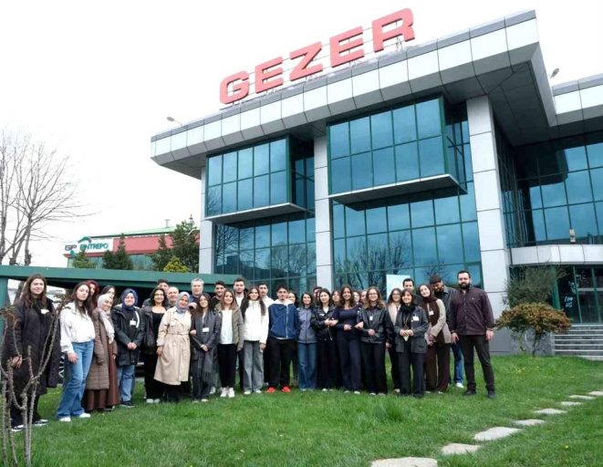 İstanbul Üniversitesi-Cerrahpaşa Teknik Bilimler MYO öğrencilerinden sektörel çıkarma