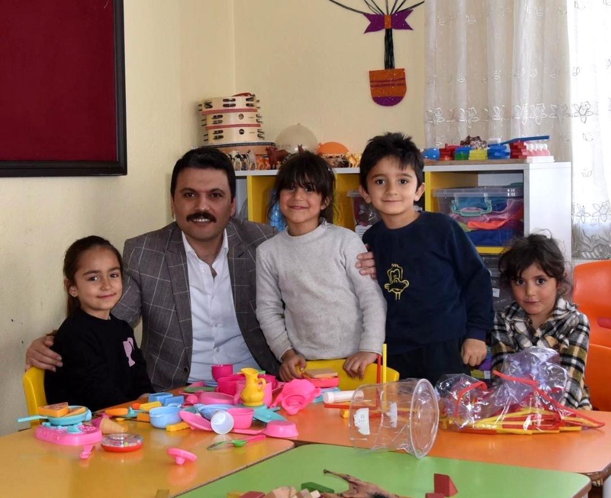 Kaymakam Gilan ADEM'lerdeki üretim çalışmalarını inceledi