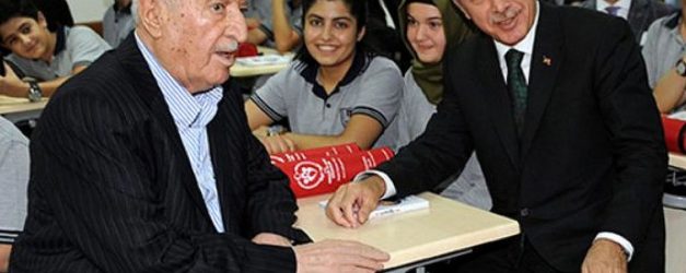 Türk sanayinin duayen ismi yaşamını yitirdi