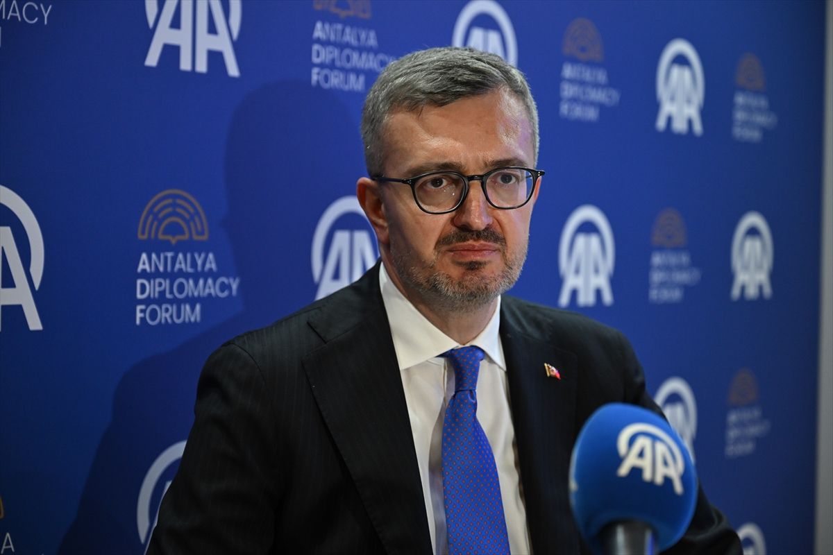 Türkiye, Antalya Diplomasi Forumu'nda adil bir dünya için diplomasinin önemine dikkati çekiyor