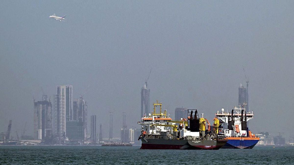 Ulaştırma Bakanı: 'Hürmüz'den 8 gemimizi çıkarmak için çalışıyoruz'