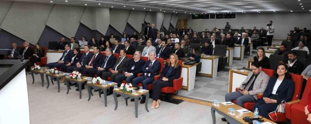 Van TSO'da "Dijital Dönüşüm Konferansı" düzenlendi