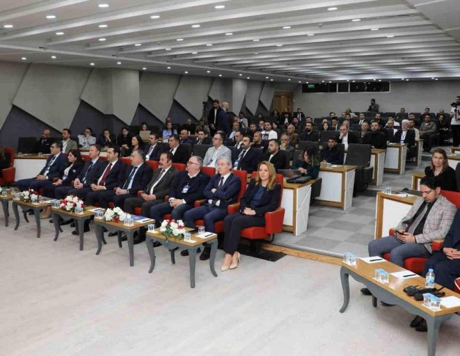 Van TSO'da "Dijital Dönüşüm Konferansı" düzenlendi