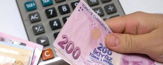 Alım gücü düşen memur ve emekliye nefes aldıracak zam teklifi