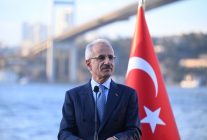 Bakan Uraloğlu: 4 ayda 15 bin 639 gemiye kılavuzluk hizmeti verildi