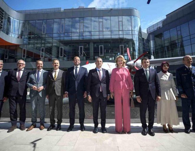 Belçika Kraliçesi Mathilde, Baykar'ı ziyaret etti