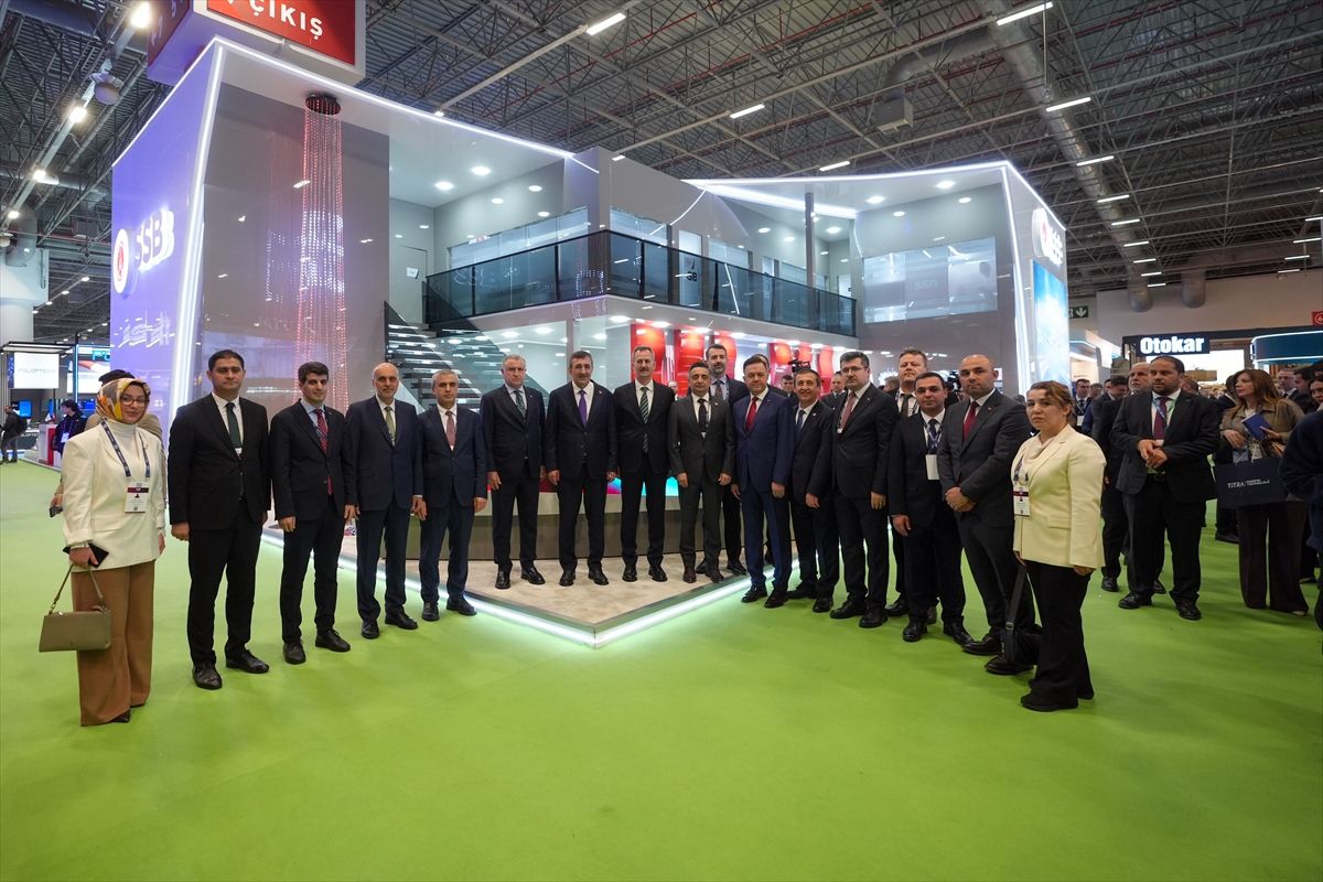 Cumhurbaşkanı Yardımcısı Yılmaz, SAHA 2026 fuarı ziyaretinde konuştu Açıklaması