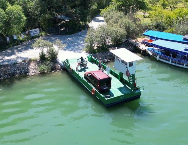 Dalyan Kanalı'nda Feribot Seferleri Zamandan Tasarruf Sağlıyor