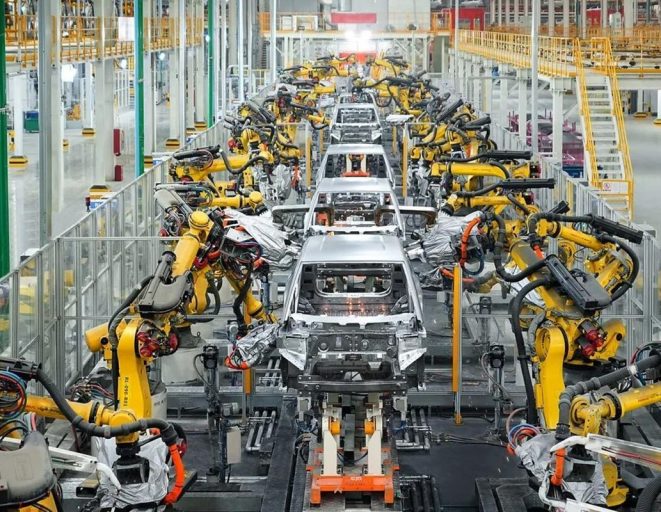 Manisa'da fabrika kuracaktı! Otomotiv devinin yeni adresi belli oldu
