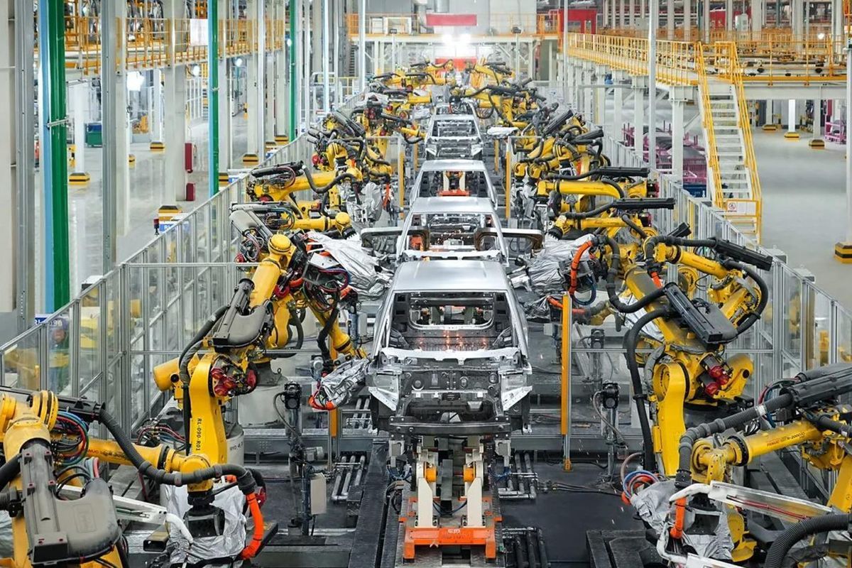 Manisa'da fabrika kuracaktı! Otomotiv devinin yeni adresi belli oldu