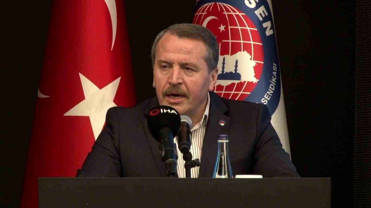 Memur-Sen Genel Başkanı Yalçın: Modern insanın mekanı değil, zindanı oldu