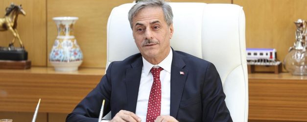 Sakarya Büyükşehir Belediye Başkanı Alemdar'dan tramvay hattı açıklaması